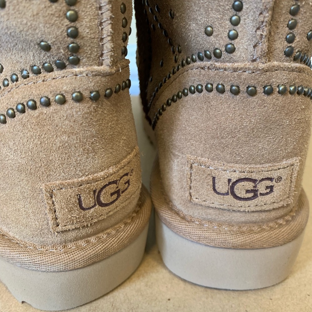 UGG FIORE Deco Studs Chestnut Boots - Picture 7 of 8